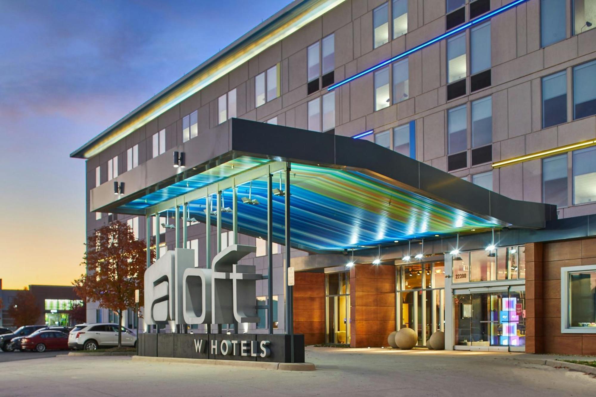 Aloft Dulles Airport North Hotel